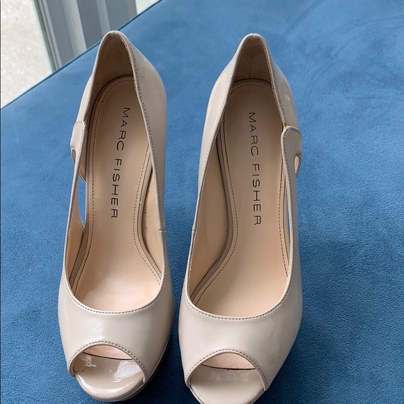 Marc Fisher Beige High Heel Open Toe Shoes - Picture 2 of 4